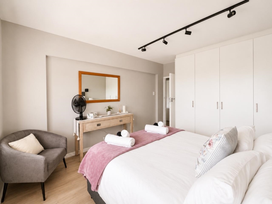 1 Bedroom Property for Sale in Camps Bay Western Cape